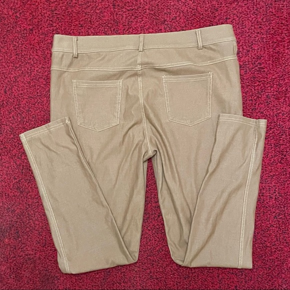 Plus Size Mid Rise Skinny Jeggings - Picture 5 of 6